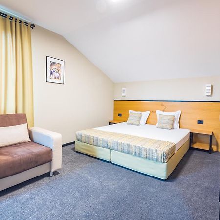 Hotel Albatros New Town Созополь Экстерьер фото