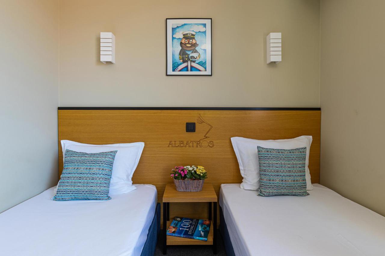Hotel Albatros New Town Созополь Экстерьер фото