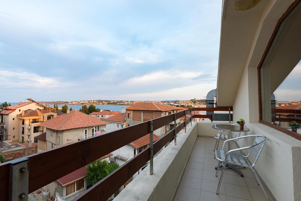 Hotel Albatros New Town Созополь Экстерьер фото