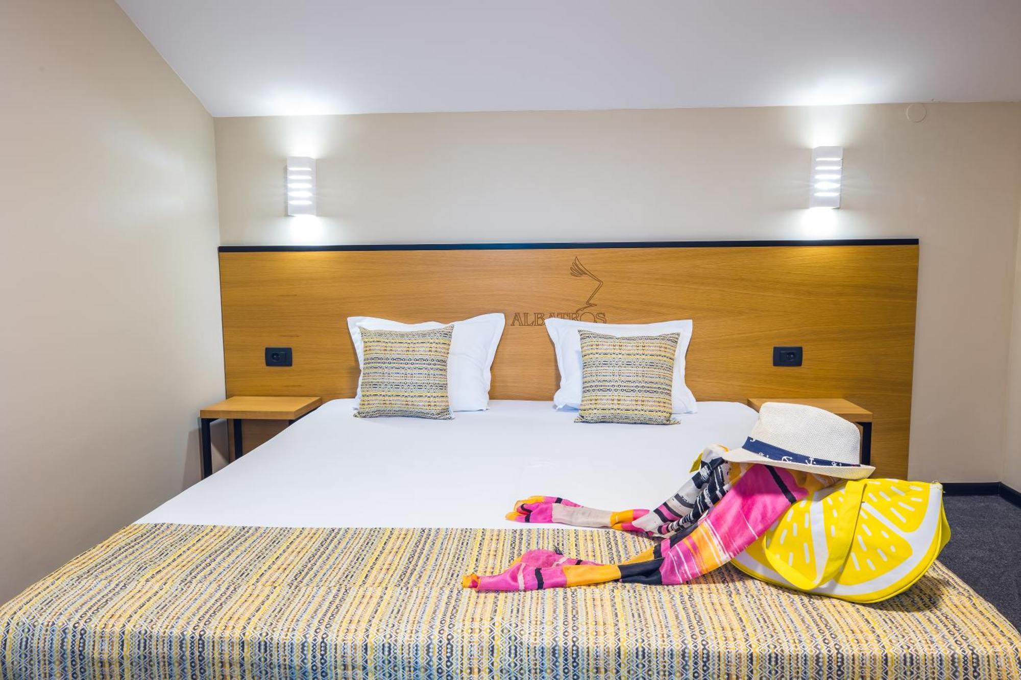 Hotel Albatros New Town Созополь Экстерьер фото